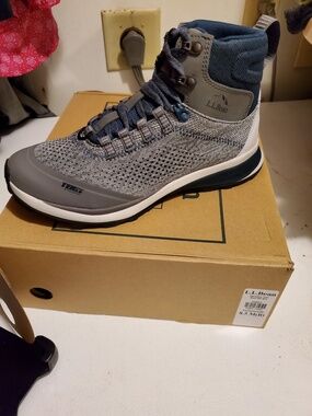 Women's boots new in box